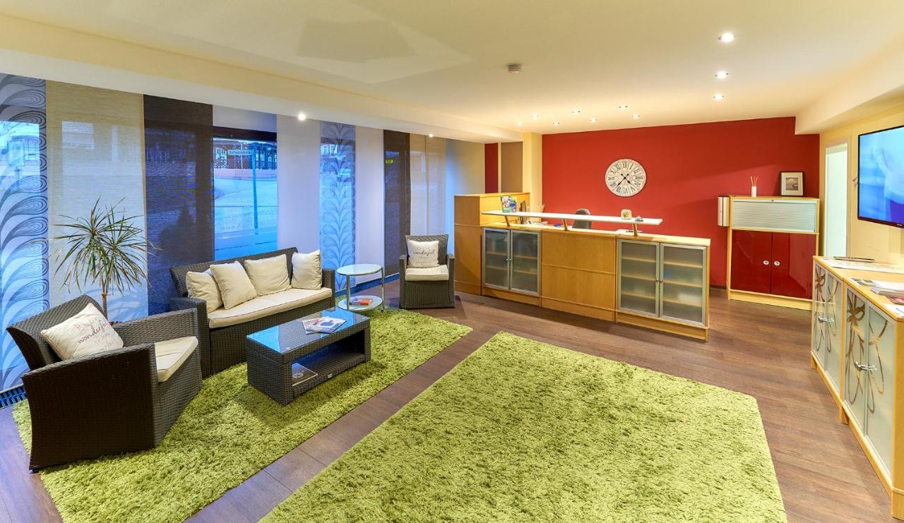 Hotel Garni Am Goetheplatz Bad Münster am Stein-Ebernburg Екстериор снимка